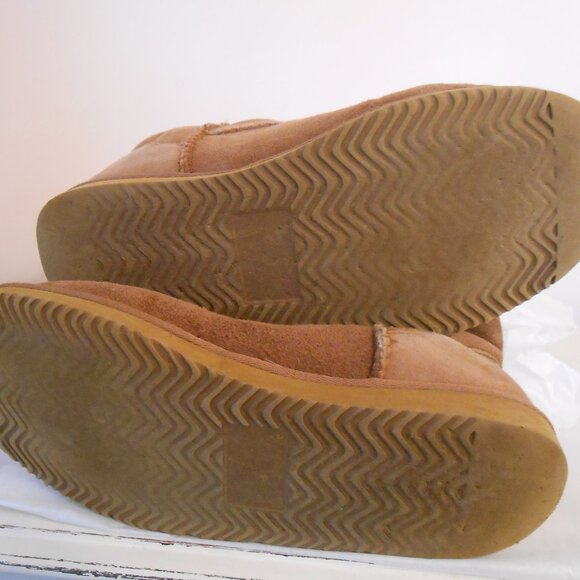 Cozie Steps Women's Tan Genuine Water Repellant Sheepskin Pull On Boots-Size 8 - Picture 6 of 6